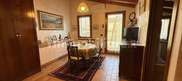 Studio in Bovolone, Italy No. 289583 2