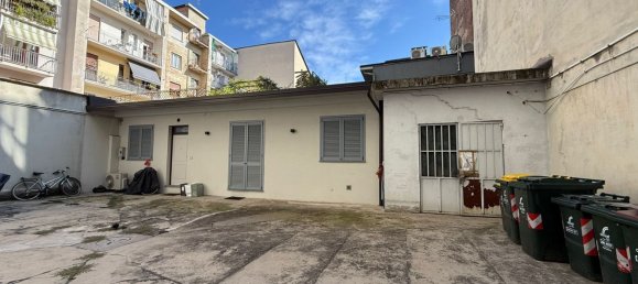 154m² Commercial property in Turin, Italy No. 289095 22
