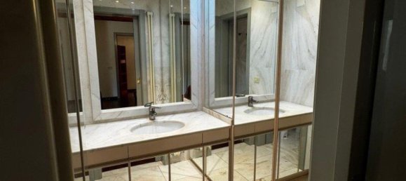 4 bedrooms Apartment in Siena, Italy No. 320500 11