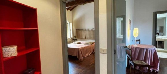 4 bedrooms Apartment in Siena, Italy No. 320500 8