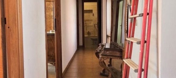 Дом с 6 комнатами в Кивассо, Италия № 192133 24