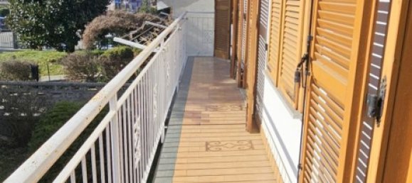 Дом с 6 комнатами в Кивассо, Италия № 192133 38