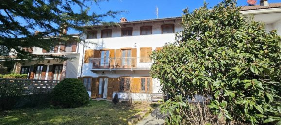 Дом с 6 комнатами в Кивассо, Италия № 192133 2