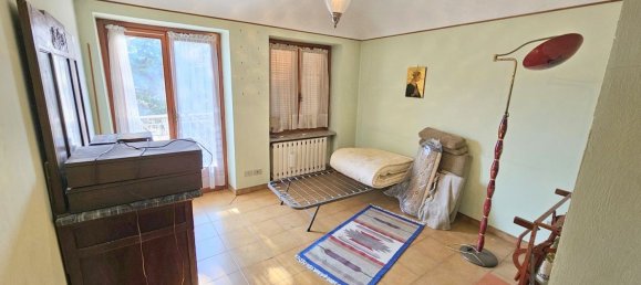 Дом с 6 комнатами в Кивассо, Италия № 192133 32