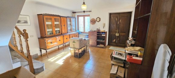 Дом с 6 комнатами в Кивассо, Италия № 192133 13