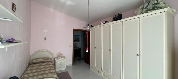 4 bedrooms Apartment in Avellino, Italy No. 373529 9