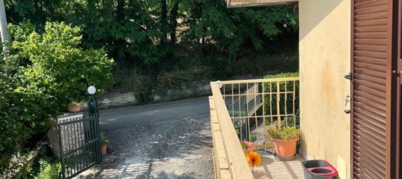 4 bedrooms Apartment in Avellino, Italy No. 373529 12