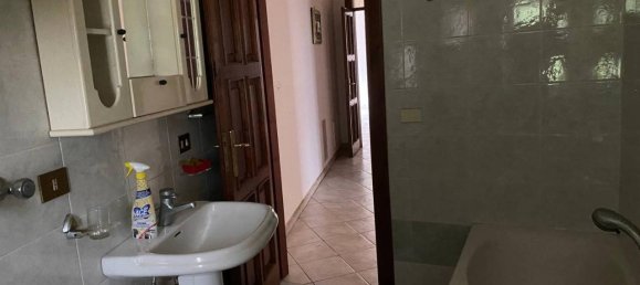 3غرفة شقة في Serino, Italy رقم 153927 11