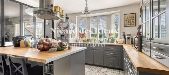 3 bedrooms House in Le Palais-sur-Vienne, France No. 291942 6