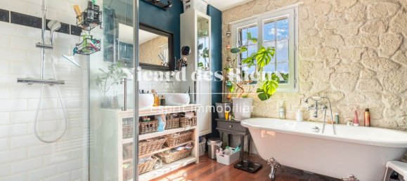 3 bedrooms House in Le Palais-sur-Vienne, France No. 291942 10