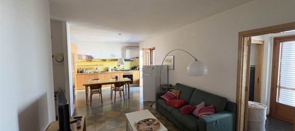 5 bedrooms Apartment in Messina, Italy No. 339685 3