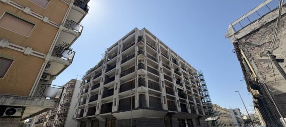 5 bedrooms Apartment in Messina, Italy No. 339685 6