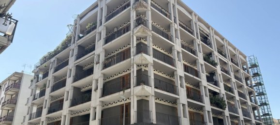 5 bedrooms Apartment in Messina, Italy No. 339685 7