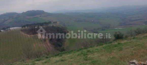 4 Schlafzimmer Haus in Mogliano, Italy, Nr. 102896 11