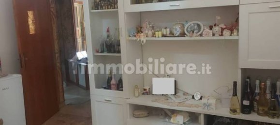 4 Schlafzimmer Haus in Mogliano, Italy, Nr. 102896 21