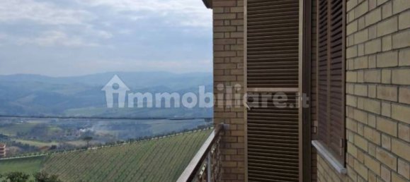 4 Schlafzimmer Haus in Mogliano, Italy, Nr. 102896 15