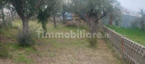 4 Schlafzimmer Haus in Mogliano, Italy, Nr. 102896 10