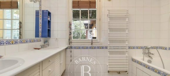 4 Schlafzimmer Villa in Nanterre, France, Nr. 348909 8