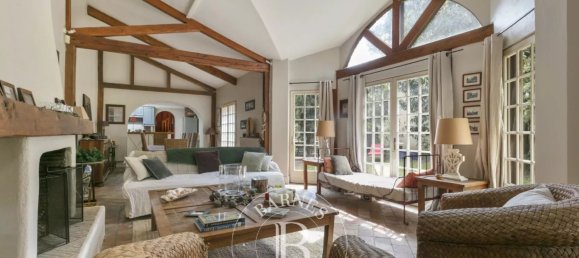 4 Schlafzimmer Villa in Nanterre, France, Nr. 348909 2