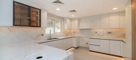 5 dormitorios villa en alquiler en Meadows, Dubai, UAE № 106091 17