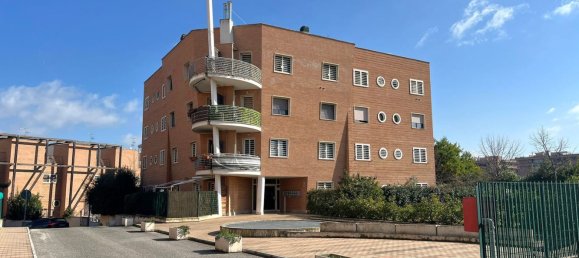 Квартира с 2 комнатами в Рим, Италия № 23278 2