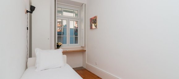 613m² Building in Porto, Portugal No. 78676 49