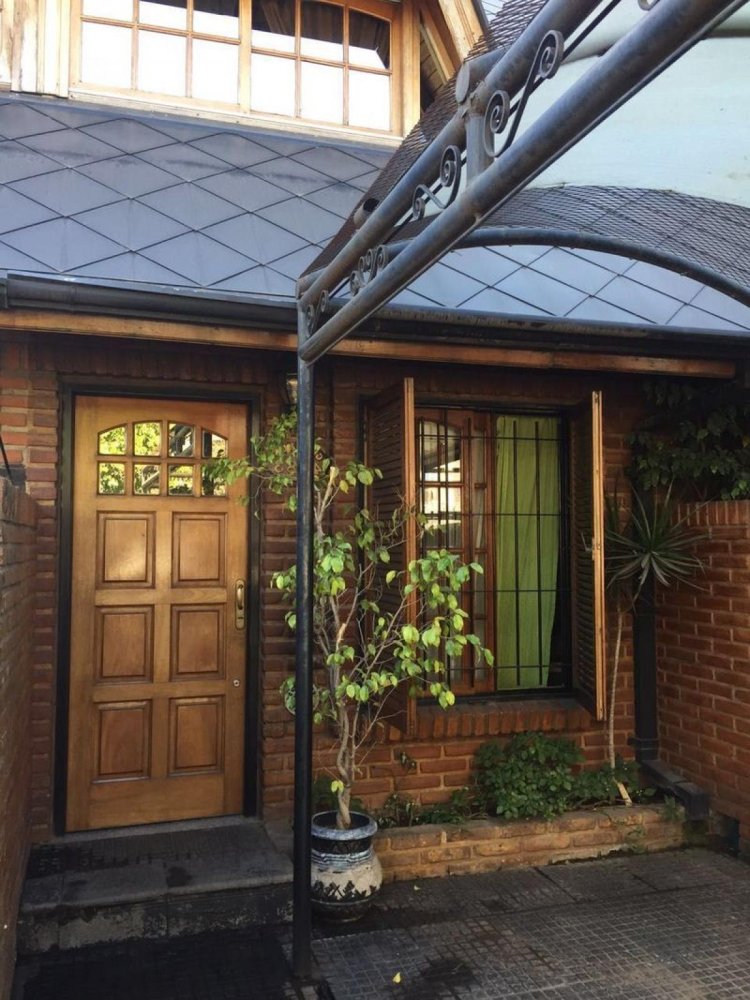 Studio in Bermudez, Argentina No. 12036