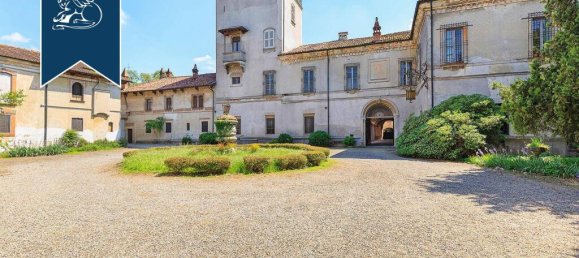 8 bedrooms Villa in Paderno Franciacorta, Italy No. 329311 21