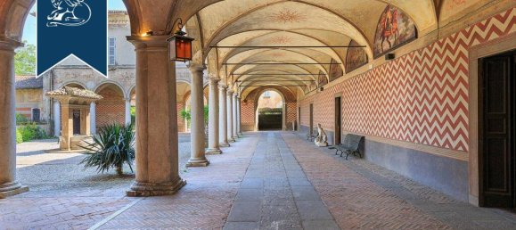 8 bedrooms Villa in Paderno Franciacorta, Italy No. 329311 14