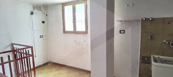 4 rooms House in Bitritto, Italy No. 32406 19