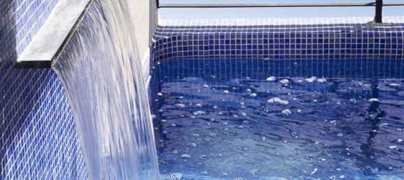 2 bedrooms Penthouse in Estepona, Spain No. 20229 3