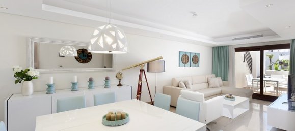 2 bedrooms Penthouse in Estepona, Spain No. 20229 2