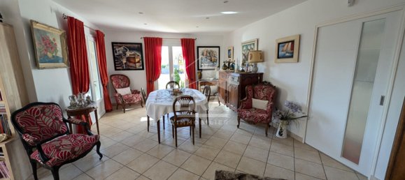 Casa de 7 habitaciónes en Montpon-Menesterol, France No. 328496 7