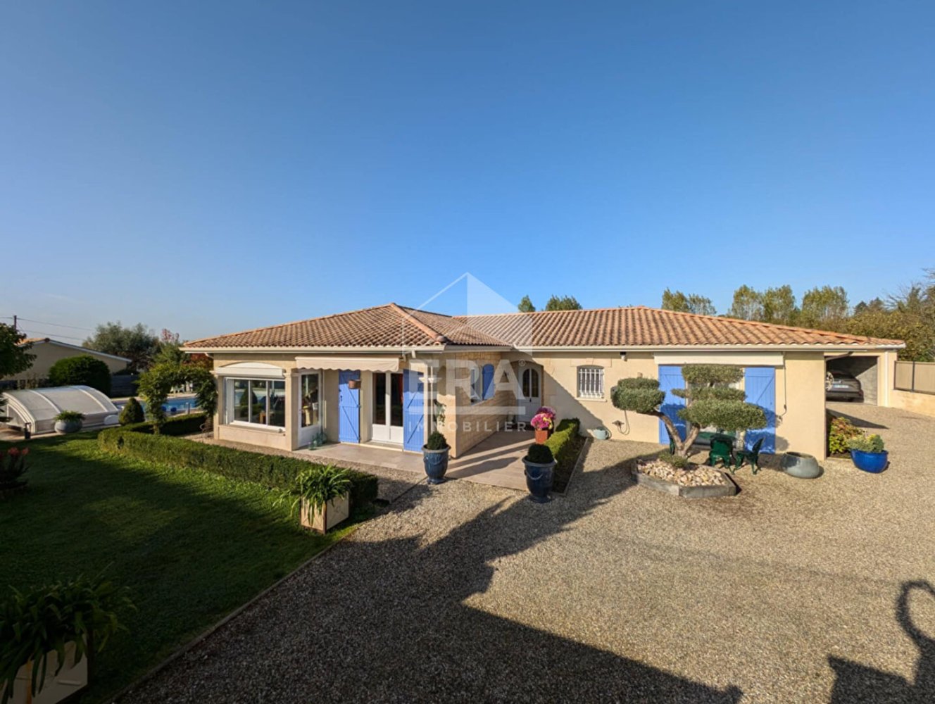 Casa de 7 habitaciónes en Montpon-Menesterol, France No. 328496