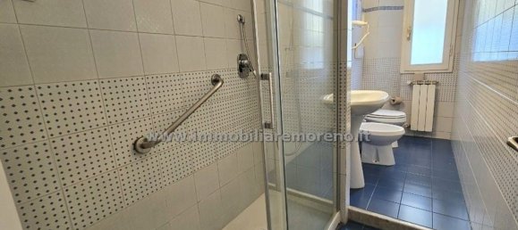 5 bedrooms Apartment in Florence, Italy No. 371269 11