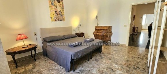 5 bedrooms Apartment in Florence, Italy No. 371269 23