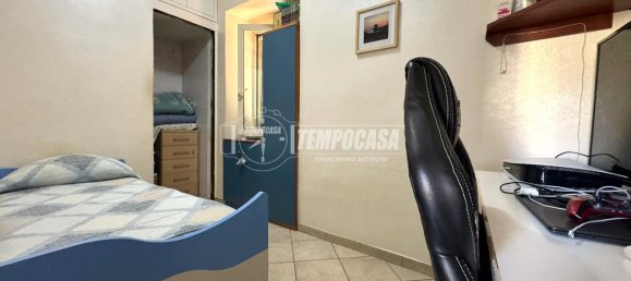 2 rooms Apartment in Naples, Italy No. 75486 4