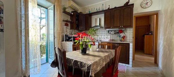 2 rooms Apartment in Naples, Italy No. 75486 12