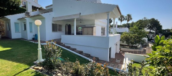 4 bedrooms Villa in Estepona, Spain No. 140102 37