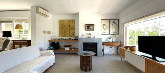 4 bedrooms Villa in Estepona, Spain No. 140102 4