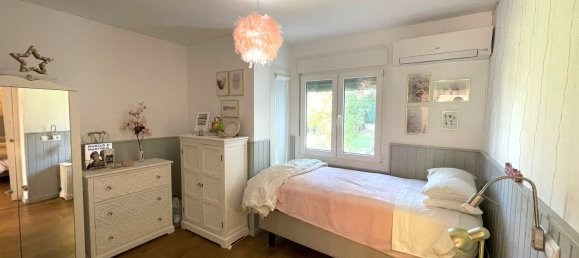 4 bedrooms Villa in Estepona, Spain No. 140102 17