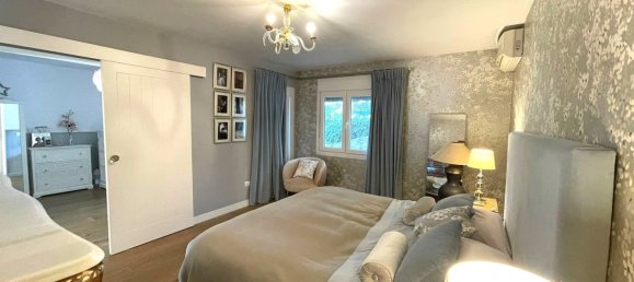 4 bedrooms Villa in Estepona, Spain No. 140102 10