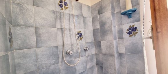 Дом с 4 комнатами в Поджо Бустоне, Италия № 85071 14