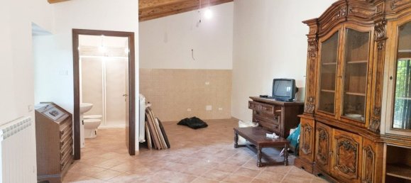 Дом с 4 комнатами в Поджо Бустоне, Италия № 85071 23