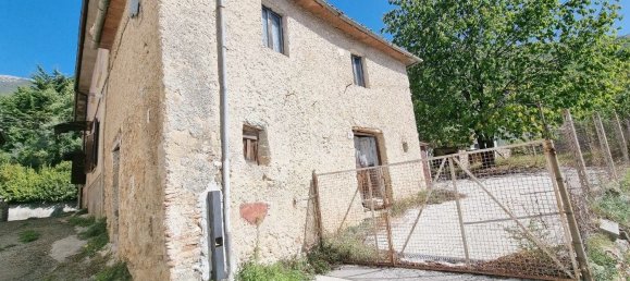 Дом с 4 комнатами в Поджо Бустоне, Италия № 85071 2