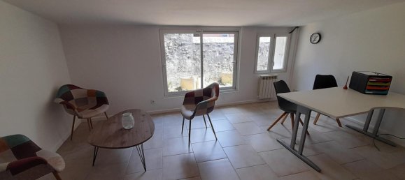 Edificio de 1 dormitorio en Le Blanc, France No. 159377 13