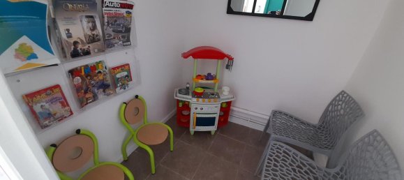 Edificio de 1 dormitorio en Le Blanc, France No. 159377 8