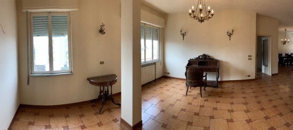 Квартира с 6 комнатами в Масса, Италия № 138141 4