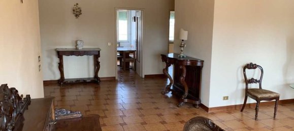 Квартира с 6 комнатами в Масса, Италия № 138141 2