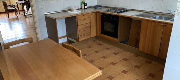 Квартира с 6 комнатами в Масса, Италия № 138141 7